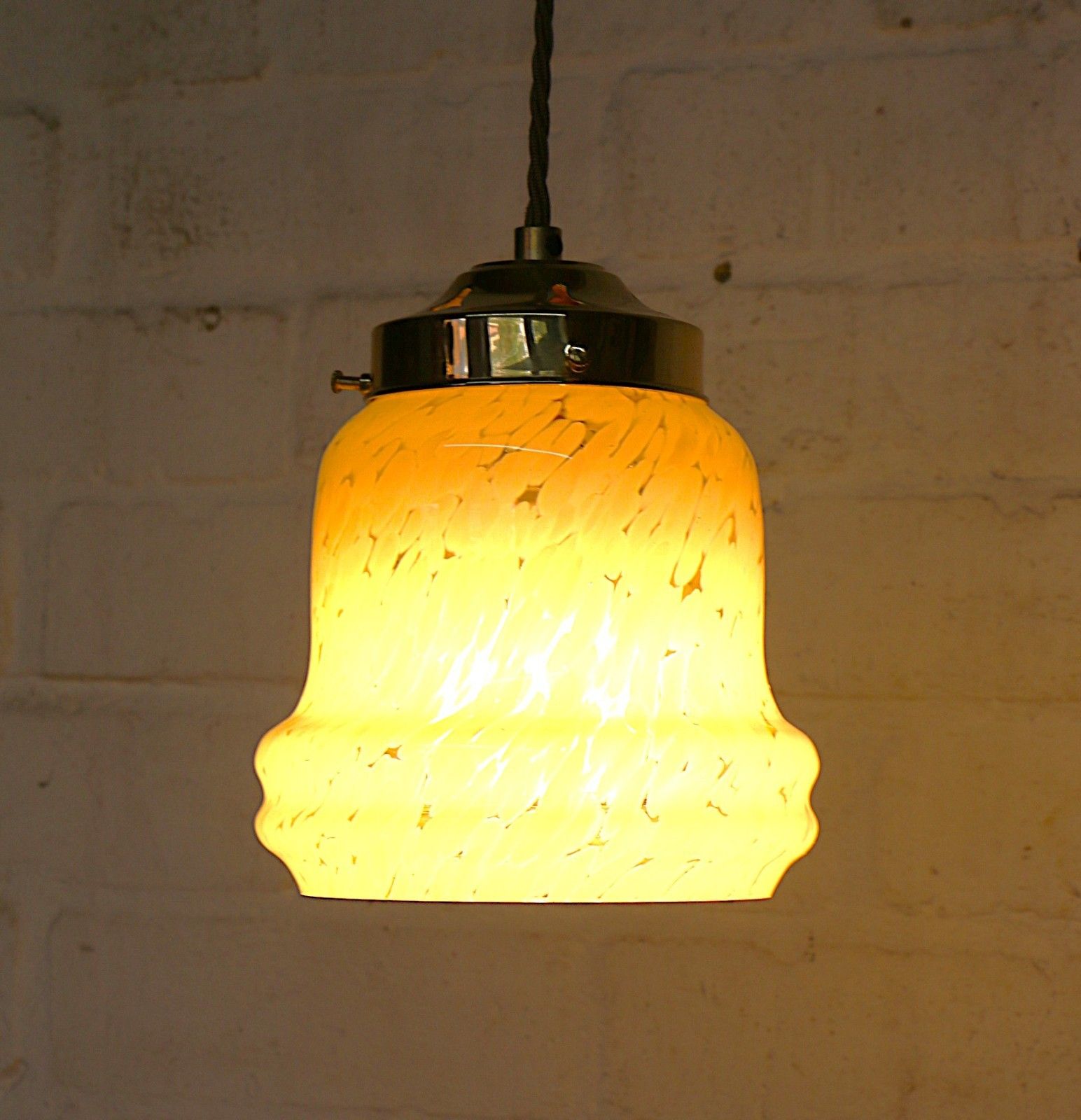 105.0 Ceiling Light Antique Art Deco Yellow Glass Pendant With Gallery & Fittings photo