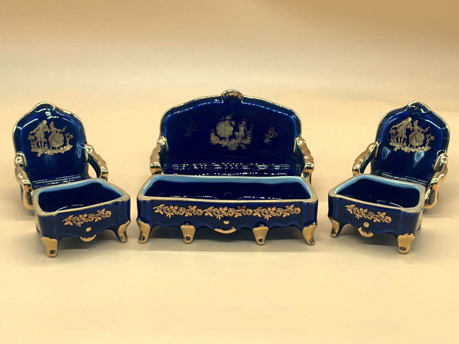 photo furniture Set Of Limoges Porcelain Cobalt & Gold Sofa And 2 Chairtrinket / Jewelry Boxes.