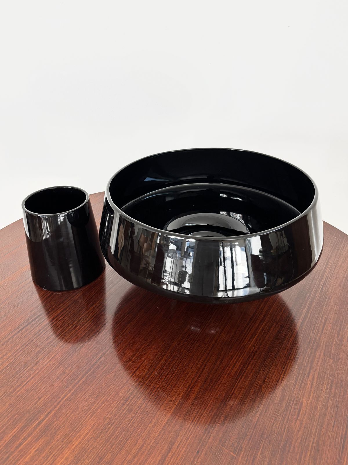 Angelo Mangiarotti For Skipper Black Ceramic Planter, Italy 1980s photo vinterior