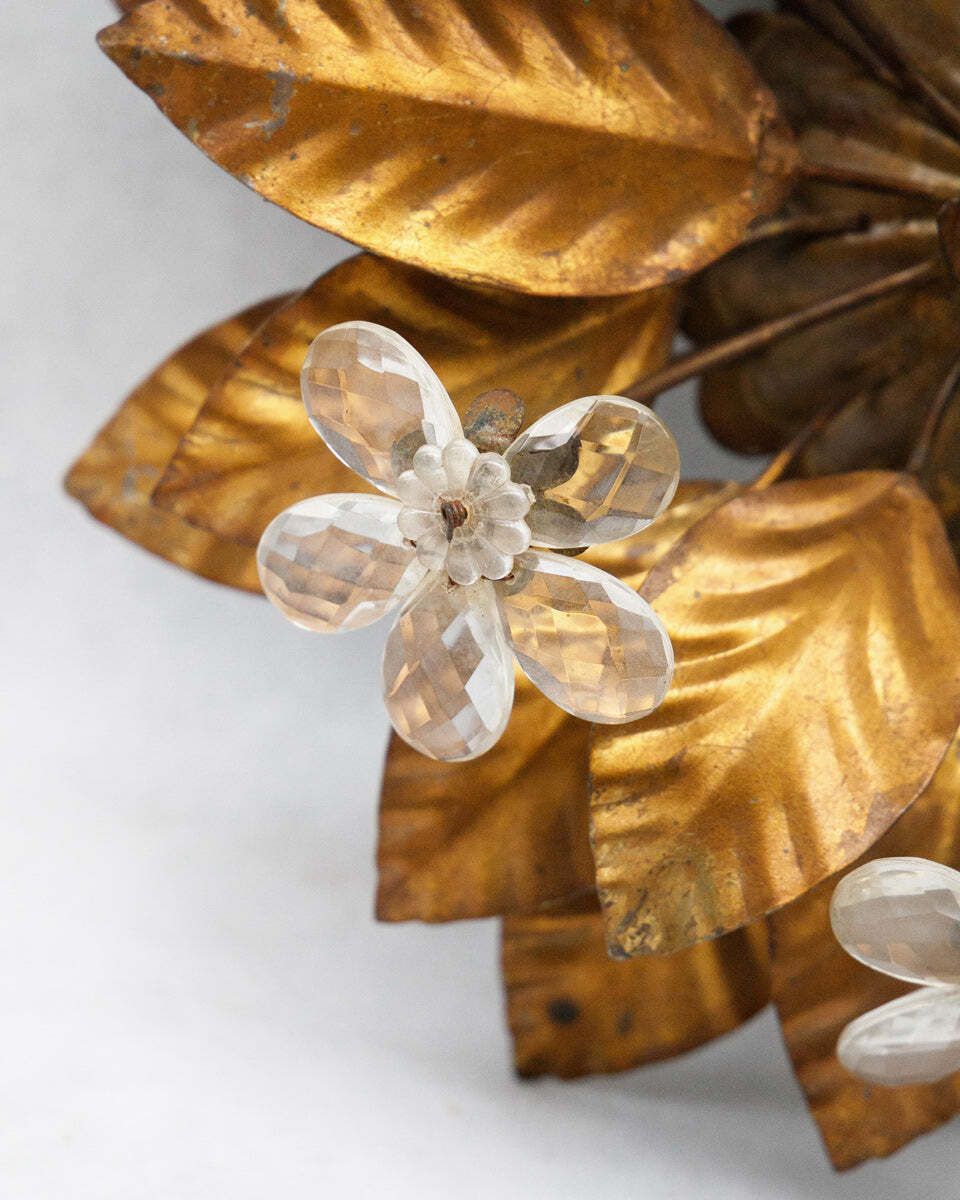 Vintage Vergulde Metalen Bloemvormige Wand  Of Plafondlamp photo vinterior