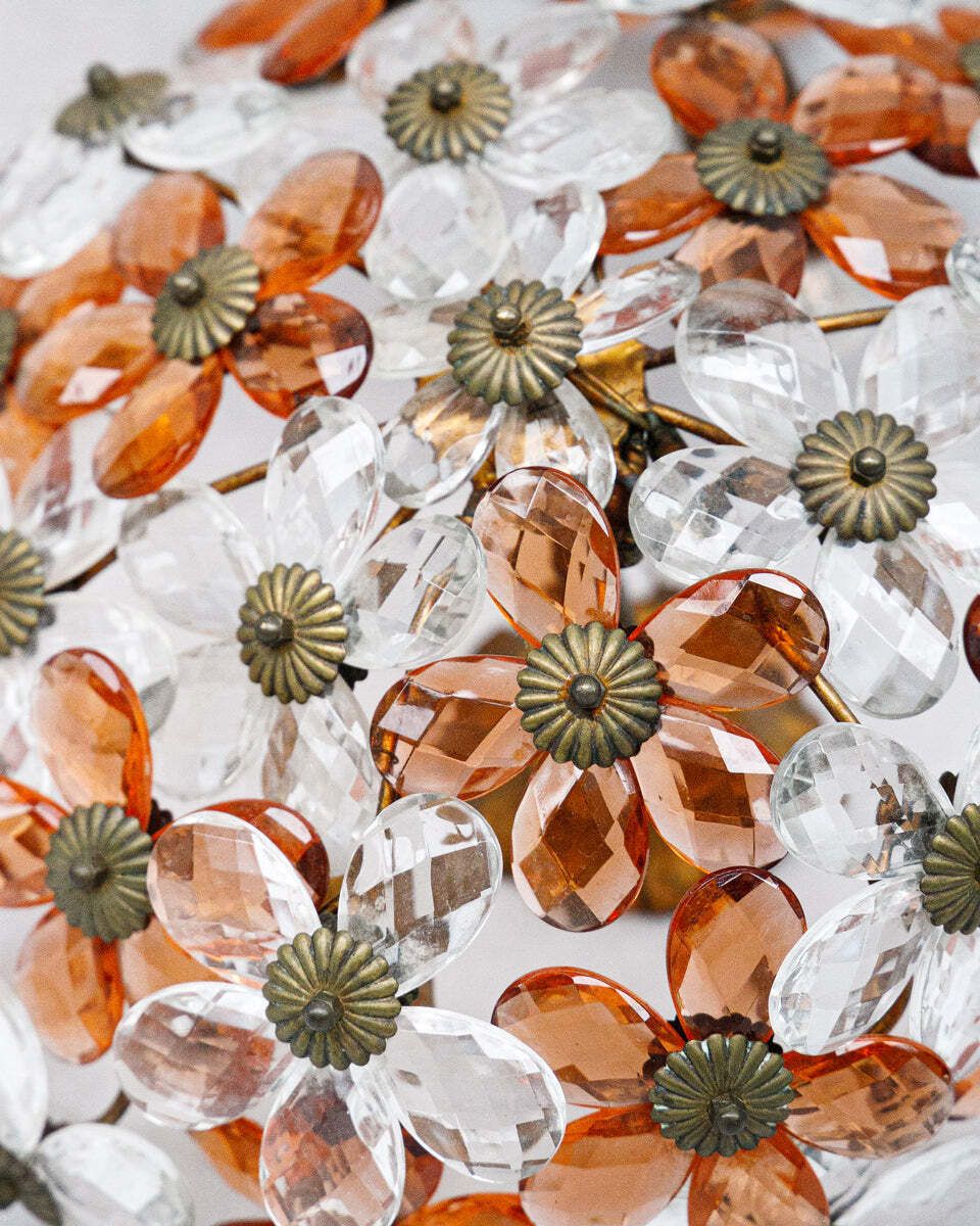 Vintage Plafondlamp Met Heldere En Perzikkleurige Kristallen Bloemen photo furniture