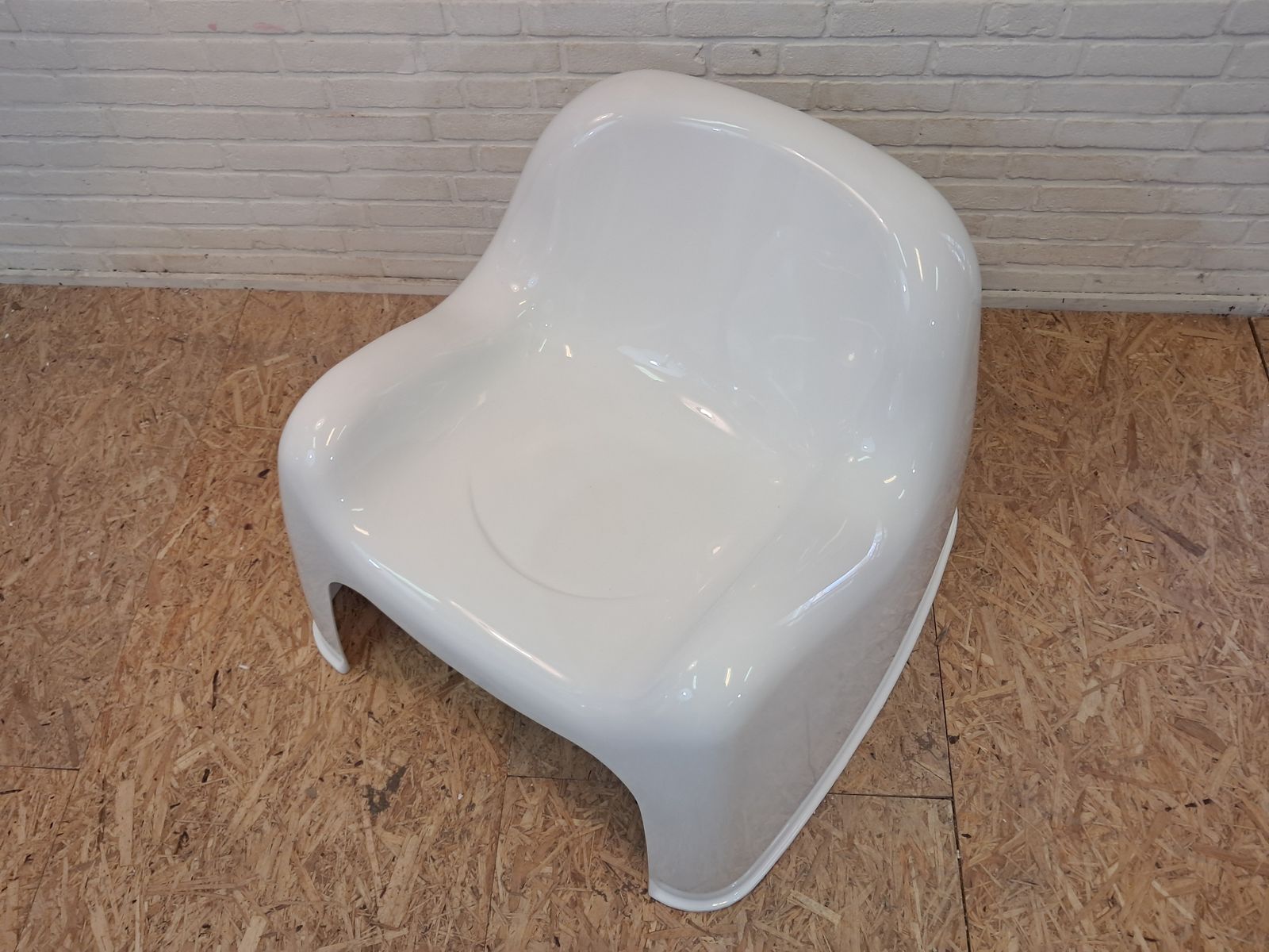 Toga Chair Sergio Mazza For Artemide photo vinterior