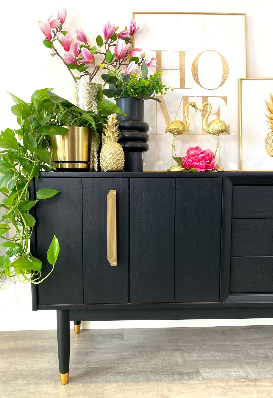 photo vinterior Mid Century Modern G Plan Sideboard Painted Black With Gold Handles