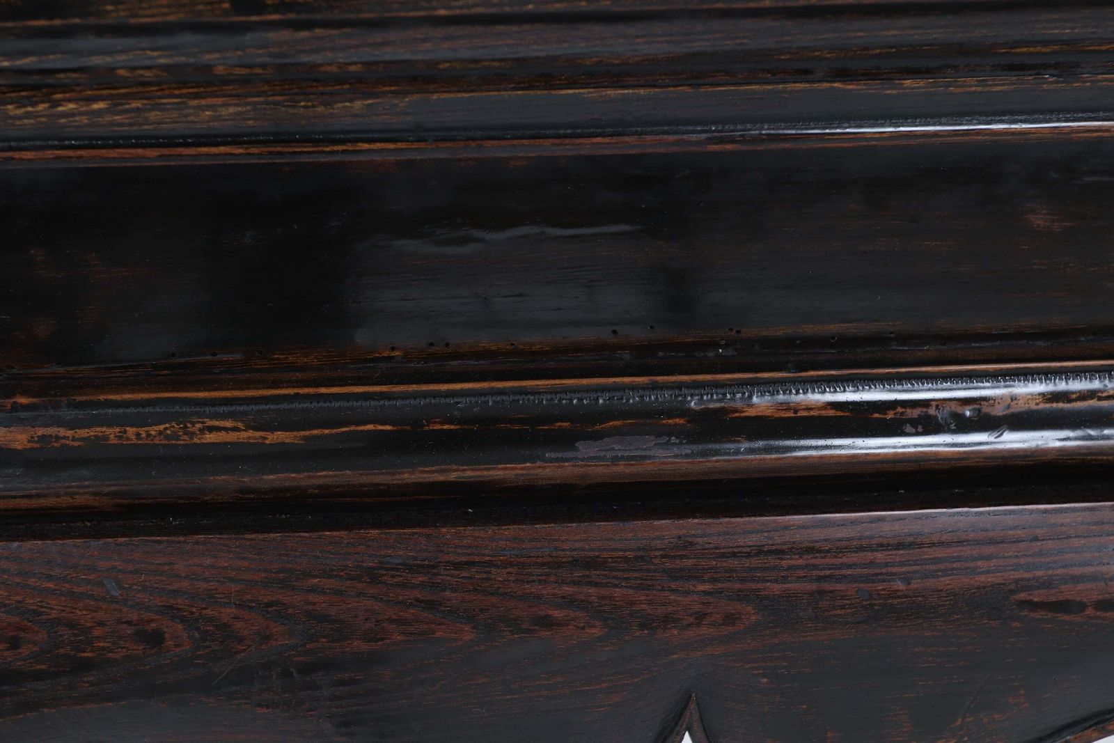 Late 18th Century Chinese Walnut Altar Table photo vinterior