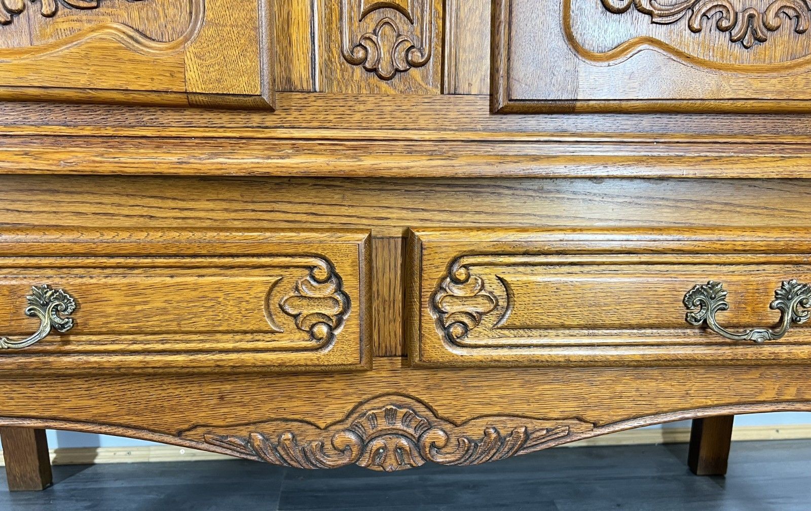 Cabinet Vintage French Louis Style Oak Carved Sideboard With Drawers Lot 4015 photo 449.0