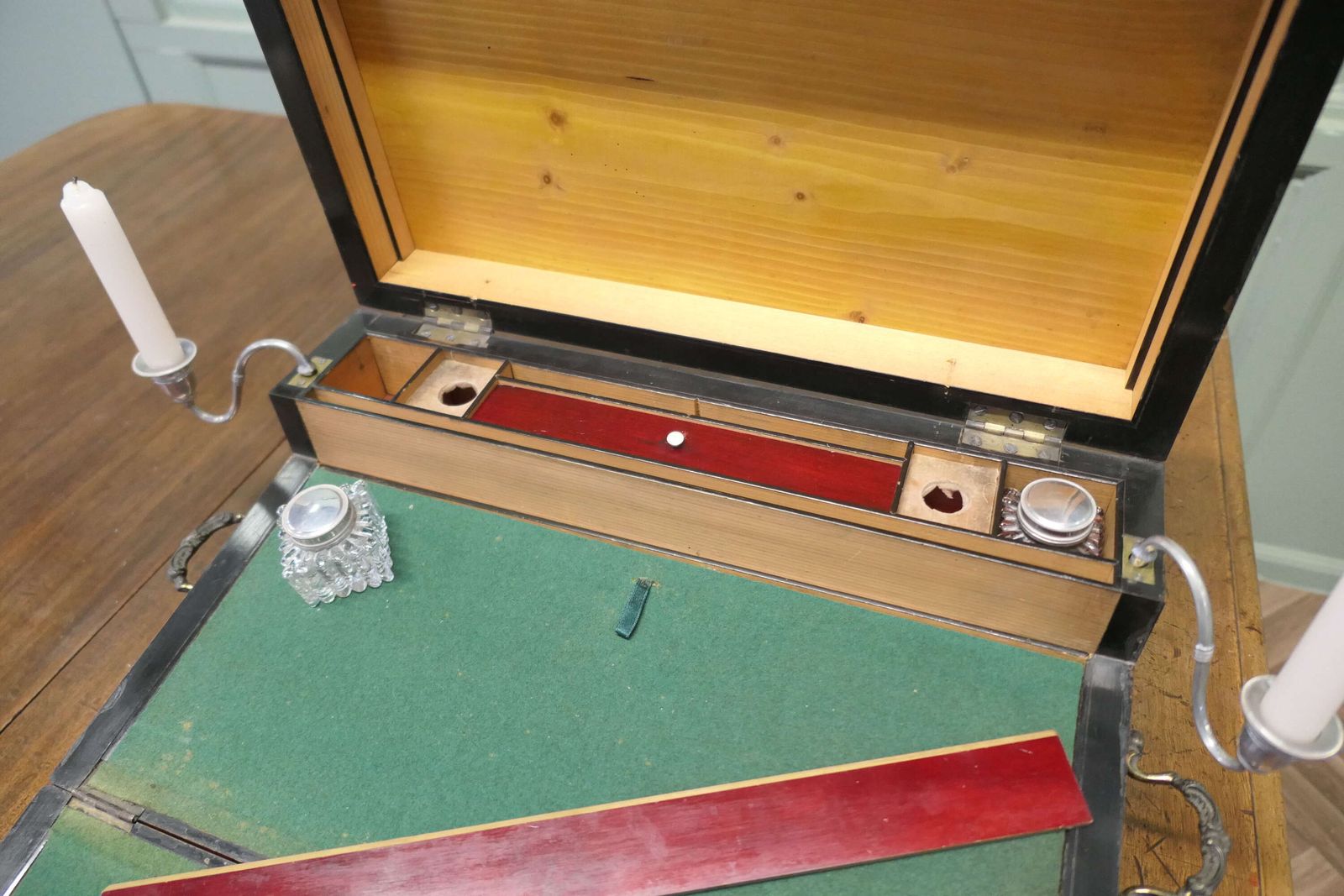 18th Century Satinwood Traveling Writing Slope Or Lap Desk photo for sale