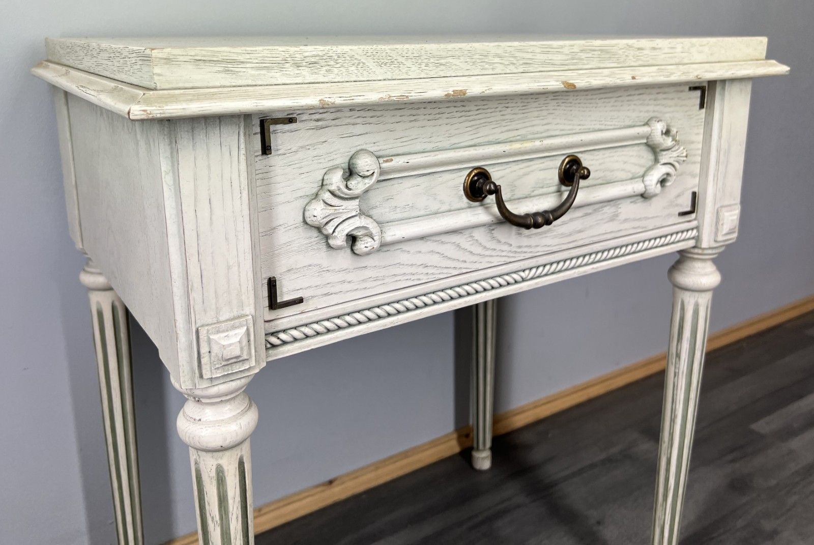 Bedside Table Vintage Carved Shabby Chic Painted Drawer Fluted Legs Lot 4042 photo vintage
