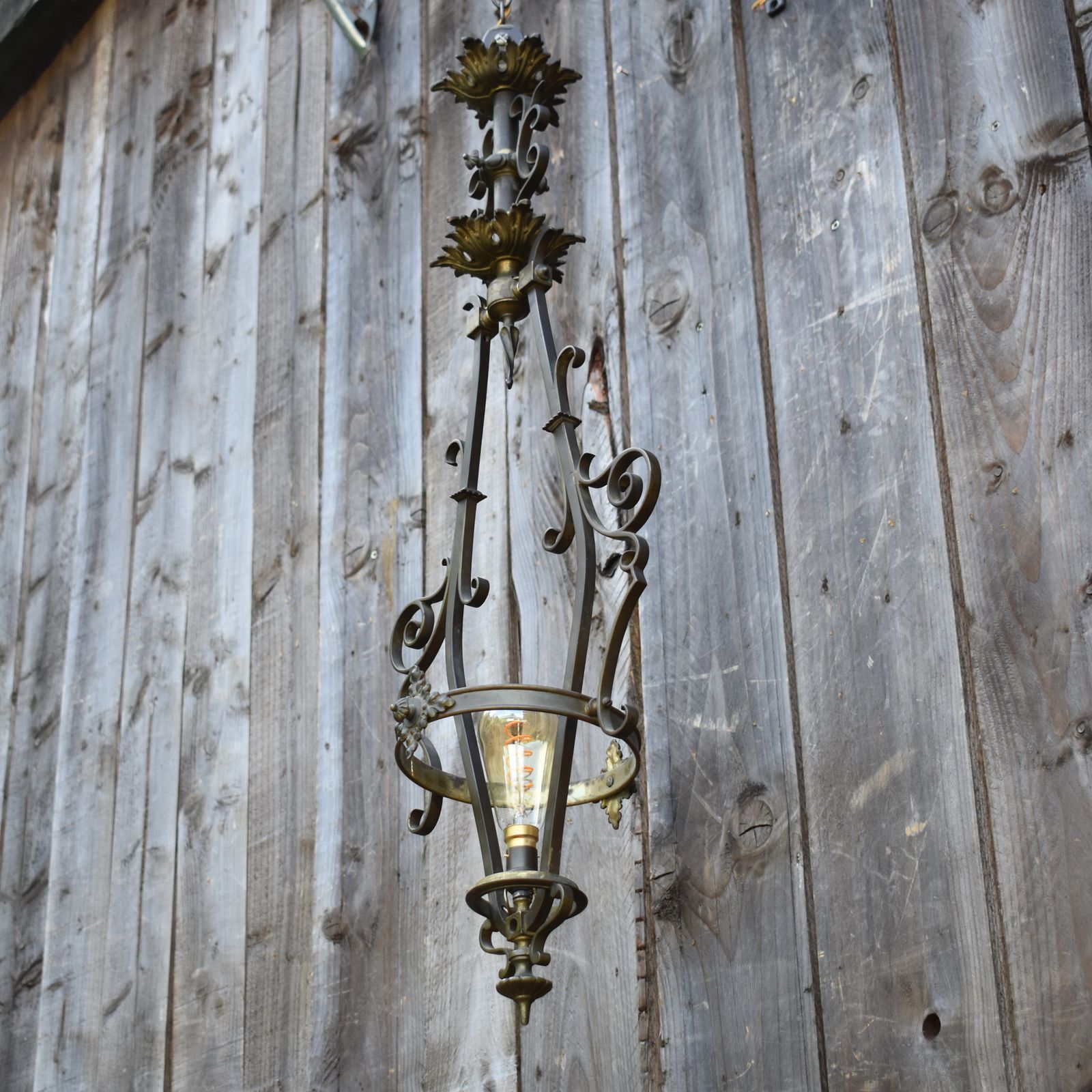Antique Handmade Acanthus Leaf Heavy Brass Scroll Design Statement Pendant Light