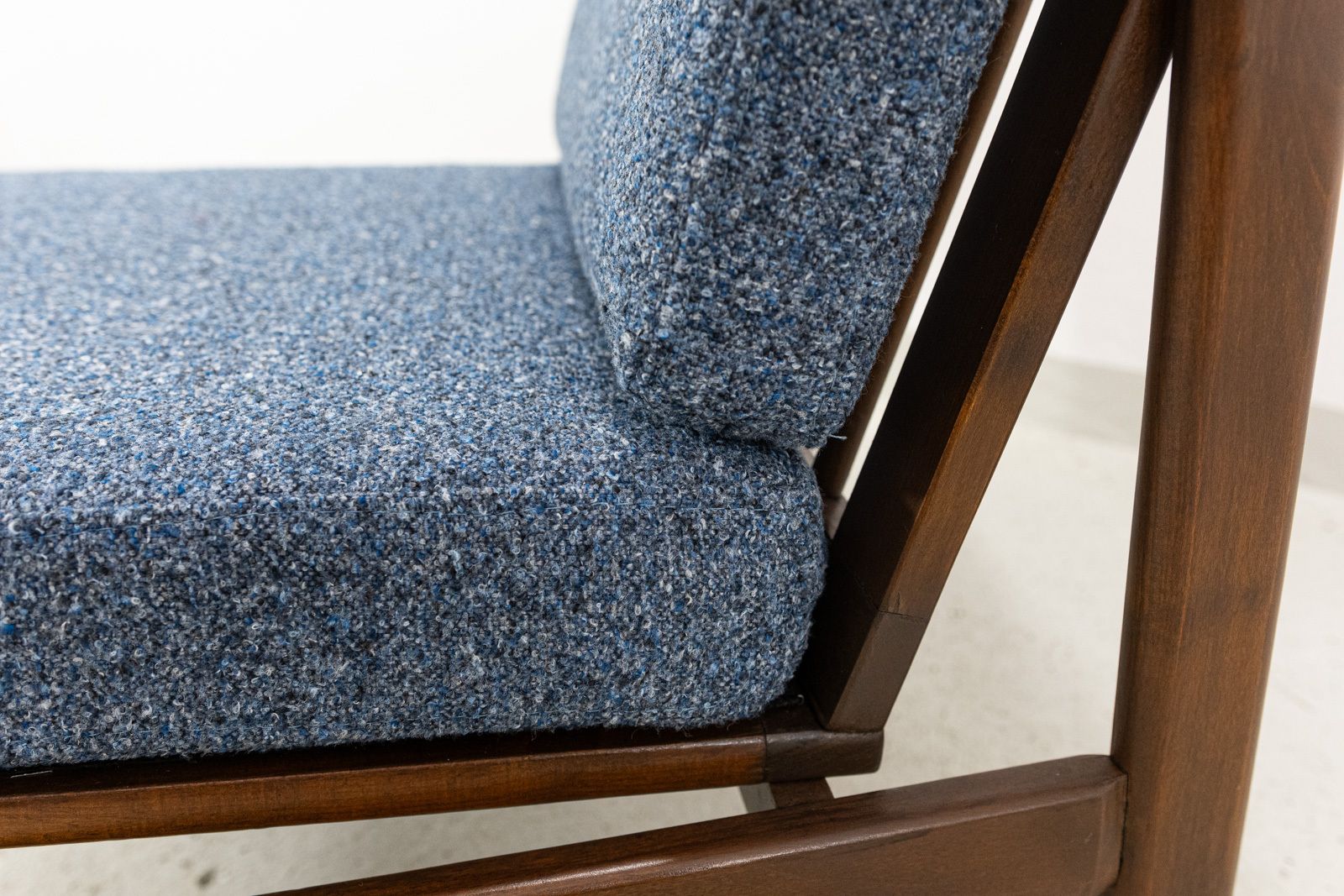Mid Century Armchair, B7522 By Zenon Bączyk, Poland, 1960's photo vinterior