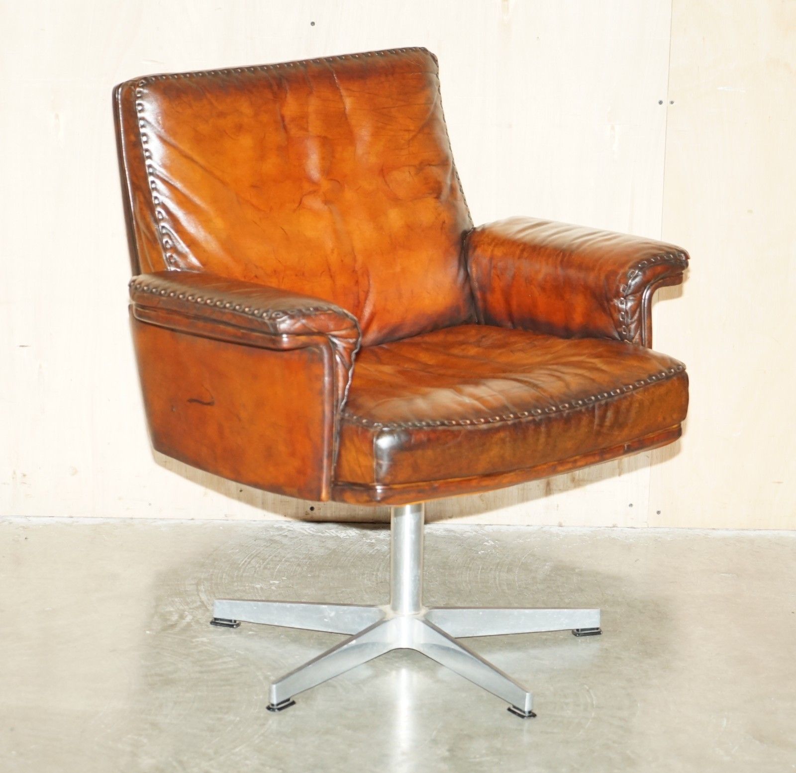 Restored Mid Century De Sede Ds35 Executive Swivel Captains Chair Brown Leather