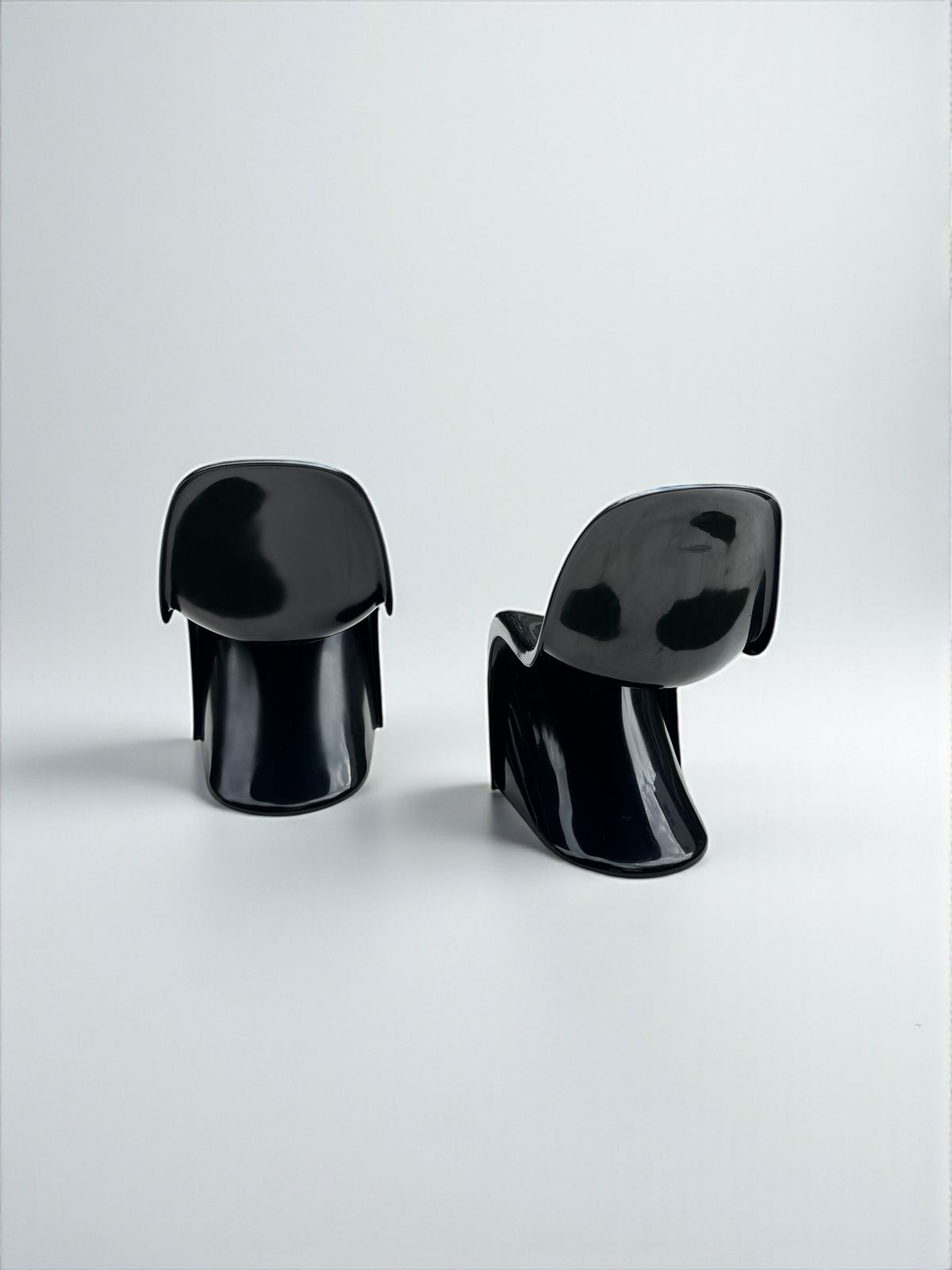 photo for sale Set Of 2 Panton Verner Fibreglass S Chairs For Herman Miller, W. Germany 1971