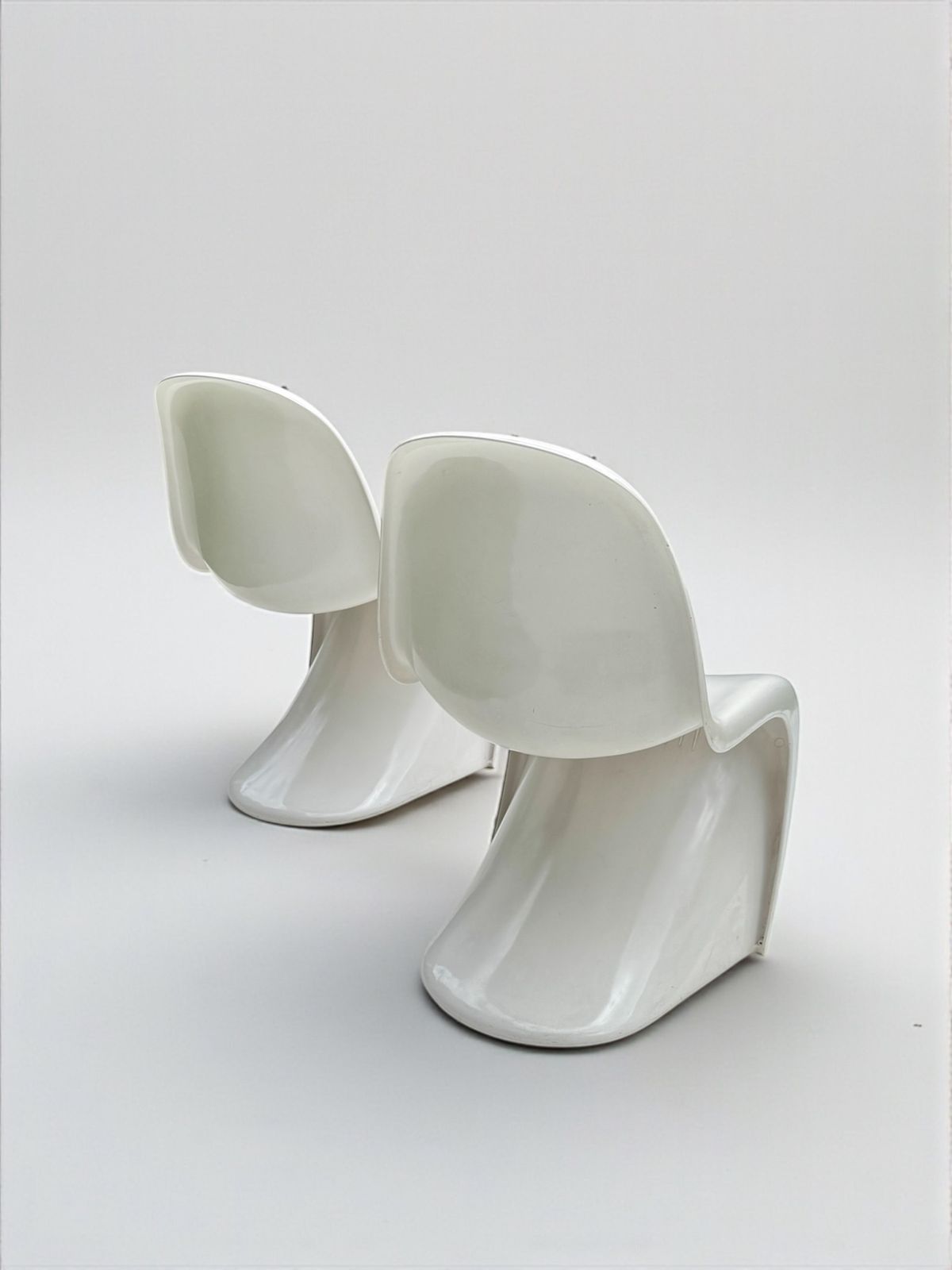 Set Of 2 Panton Verner Fibreglass S Chair For Herman Miller, W. Germany 1973 photo Furniture