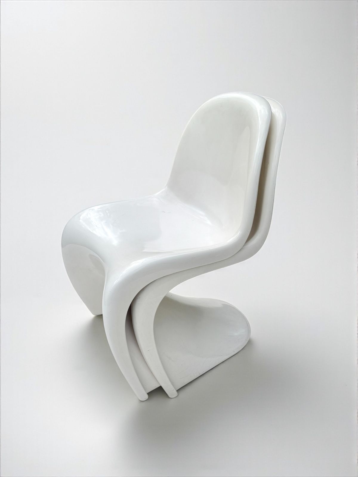 photo buy Set Of 2 Panton Verner Fibreglass S Chair For Herman Miller, W. Germany 1973