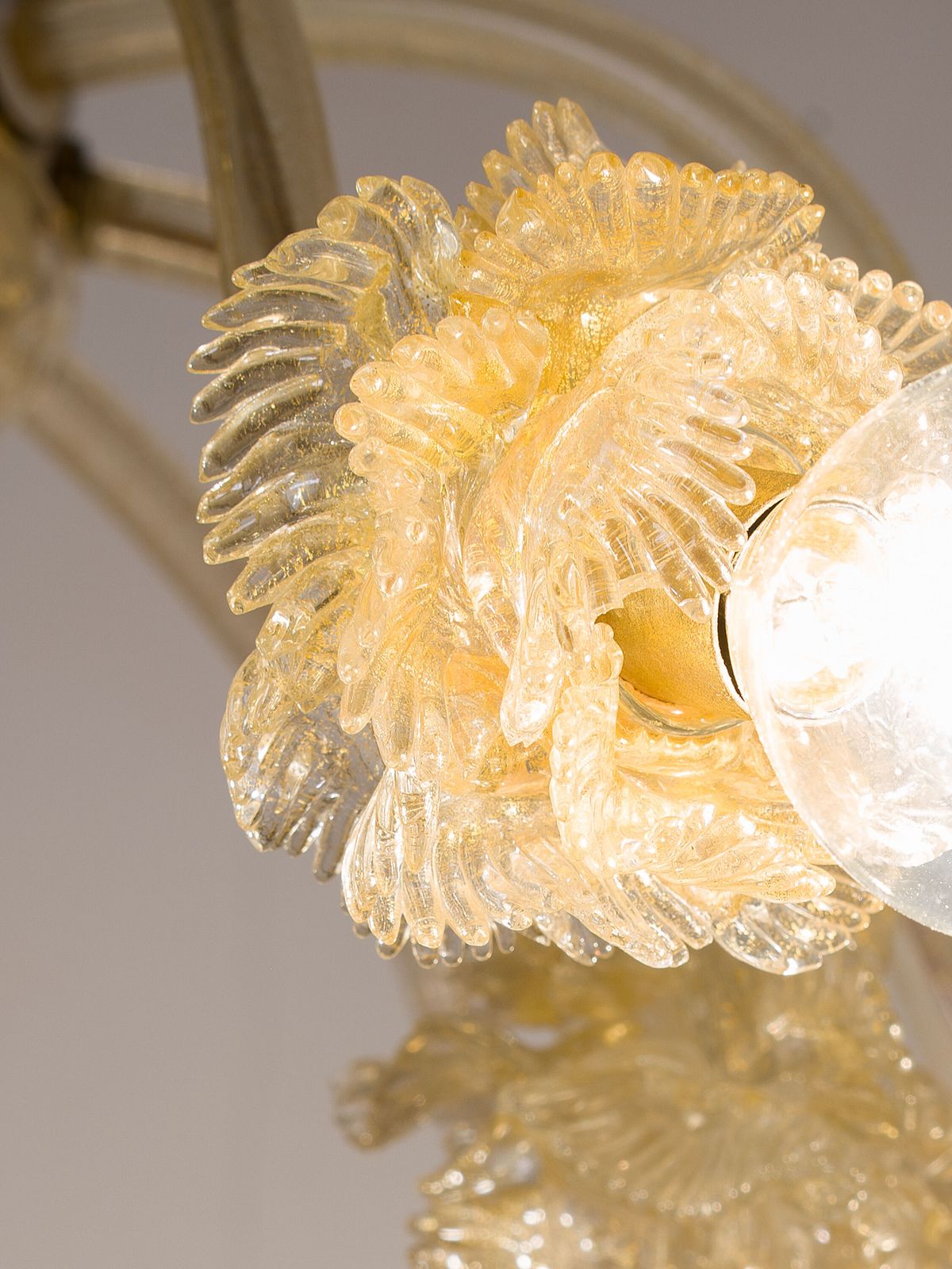 Vintage Chandelier In Clear Murano Blown Glass With Gold Dust, 5 Lights photo 1430.0