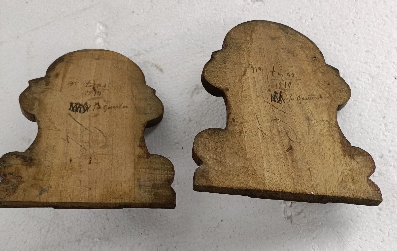 photo furniture Pair Antique Corbels Hand Carved Wood Architectural Reclaimed Lions  Trims Salva