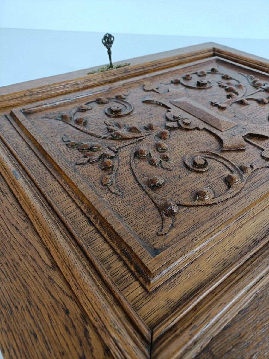 Antique Hand Carved Wood Door Panel Reclaimed Architectural Salvaged Ornate Etch photo vinterior
