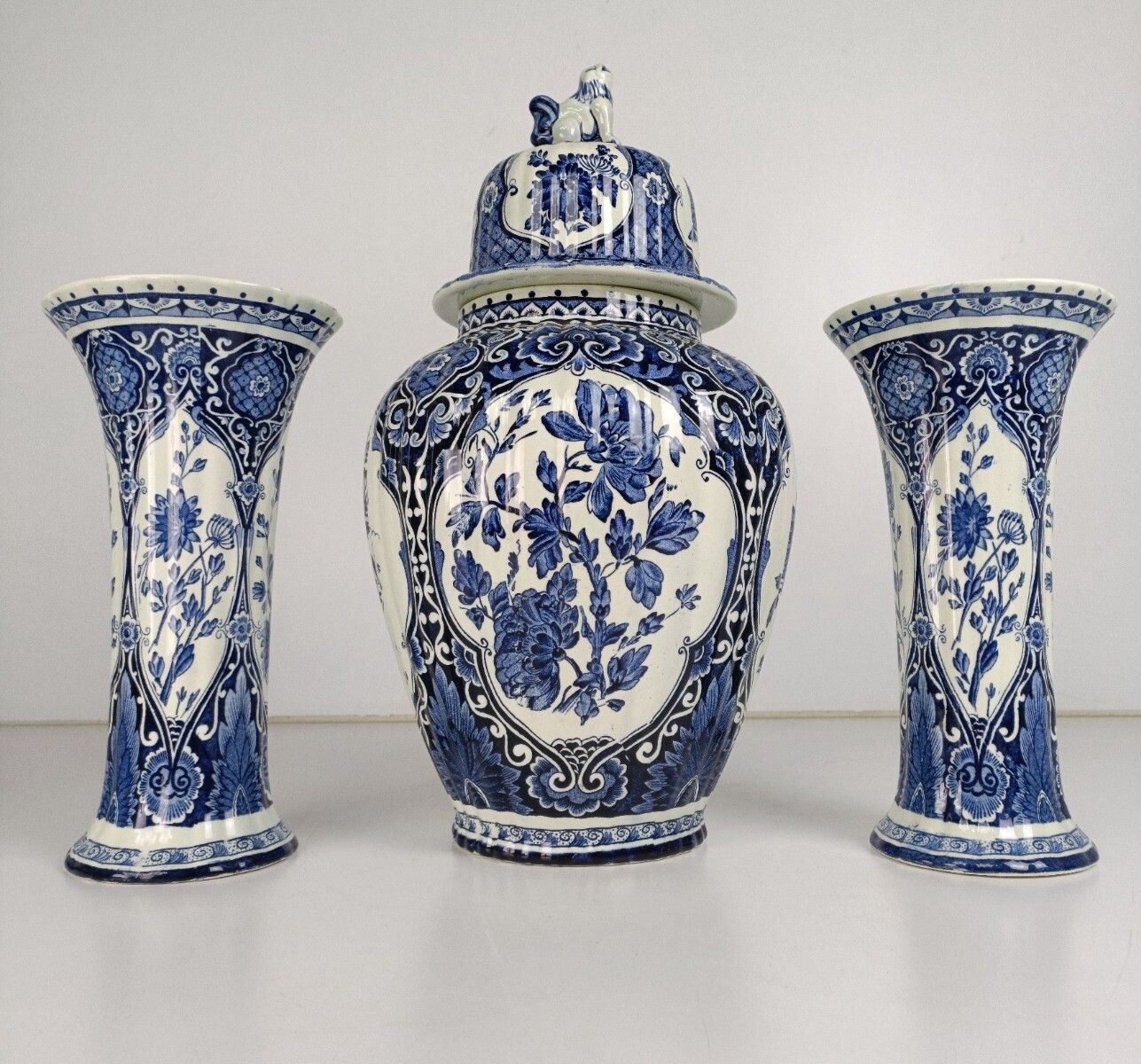 Delft Blue White Garniture Set Two Trumpet  Vases Urn Lidded 3 Pieces Royal Sphi photo furniture