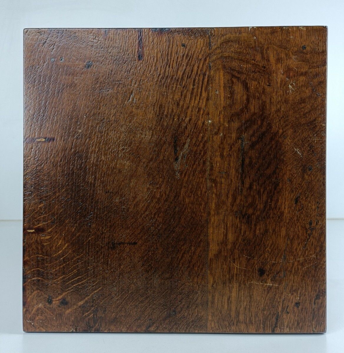 photo for sale Vintage Nightstand End Table Bedroom Cabinet Tramp Art Style Carved Wood Oak