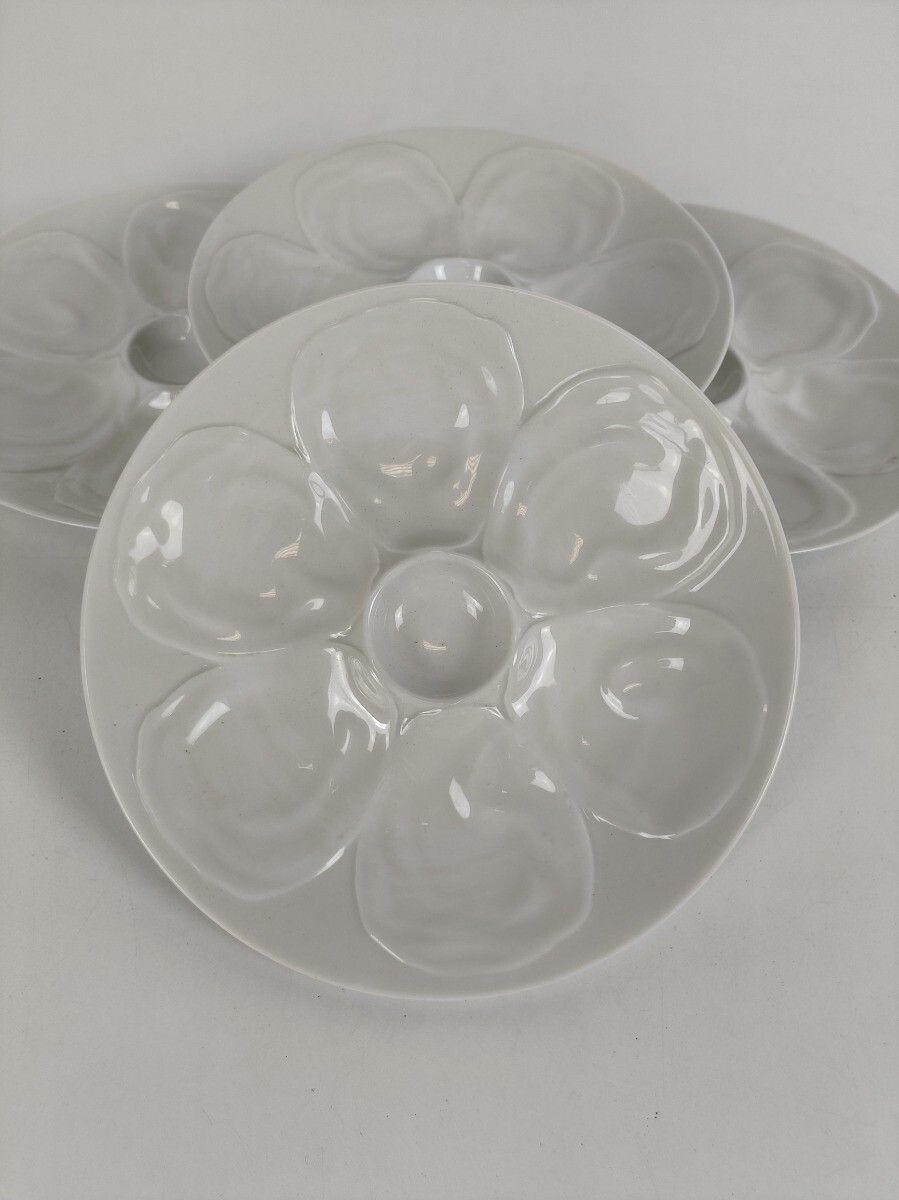 Set Of 4  Oyster Seafood Plates Porcelain White Germany Germany  Schonwald Vinta photo furniture