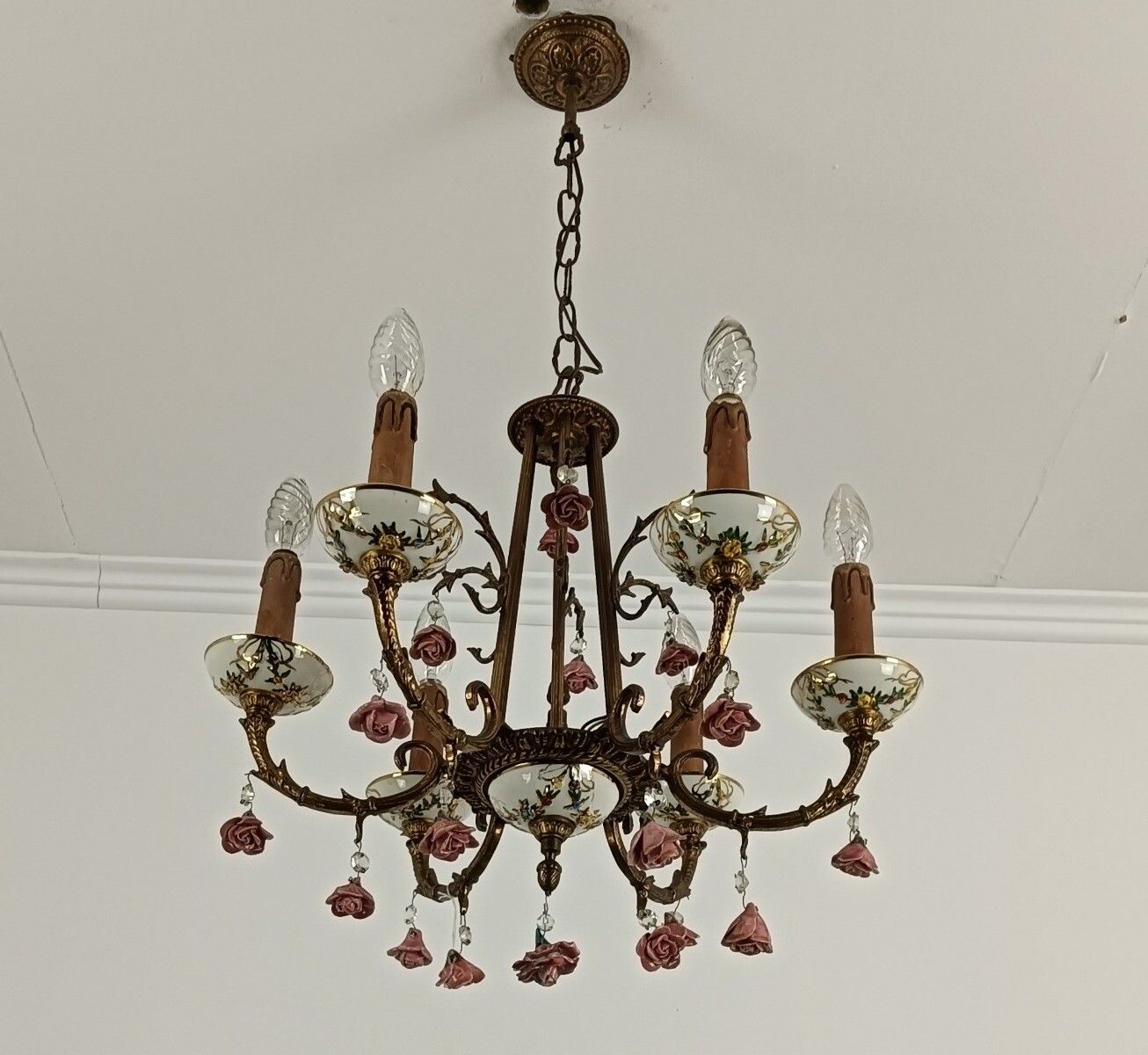 photo furniture Lovely Italian Chandelier Brass With Porcelain Pink Flowers Romantic 6 Lights VI