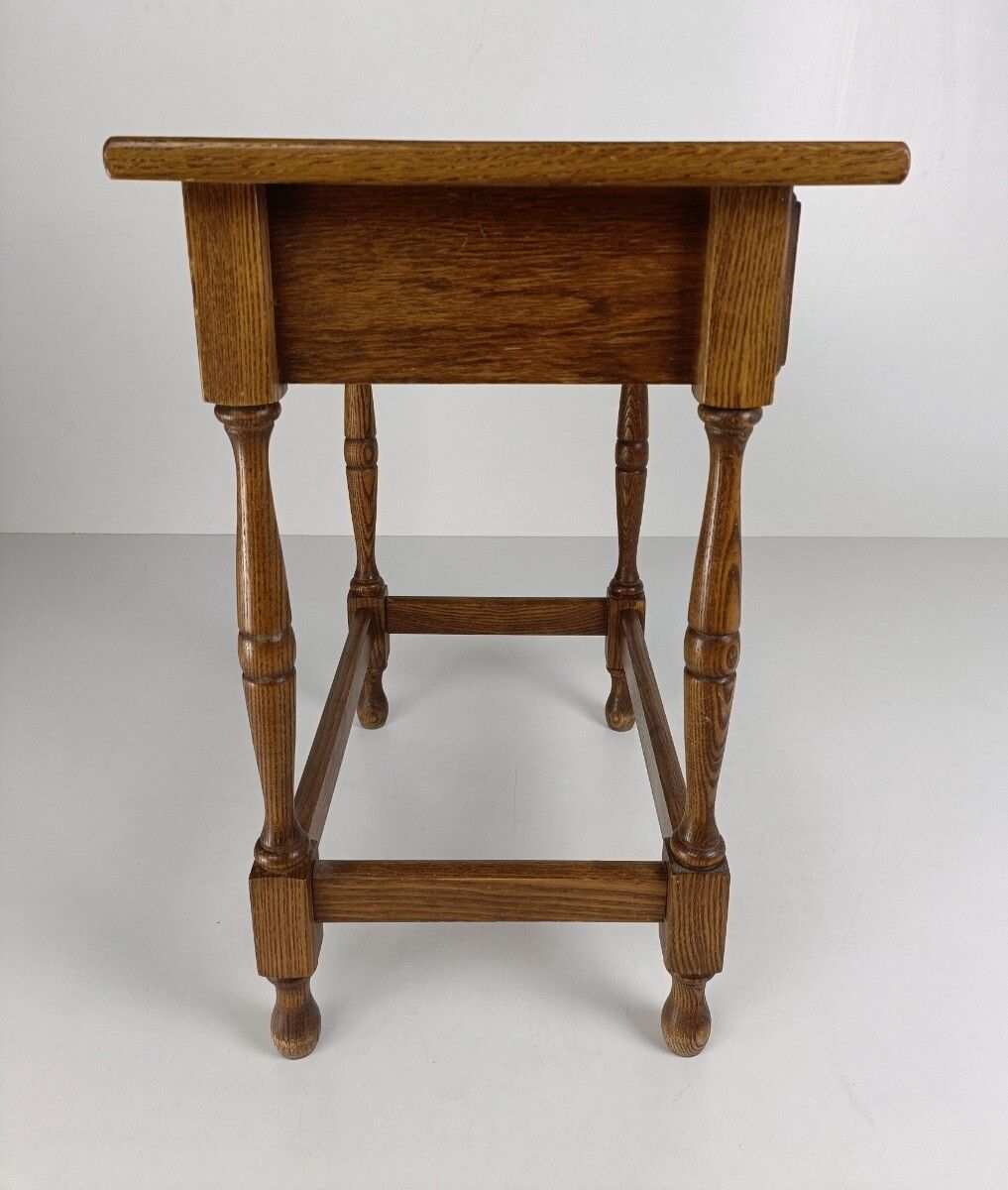 Vintage Oak Carved Wood Side Occasional Table With Drawer Desk Barn Farmhouse St photo vinterior