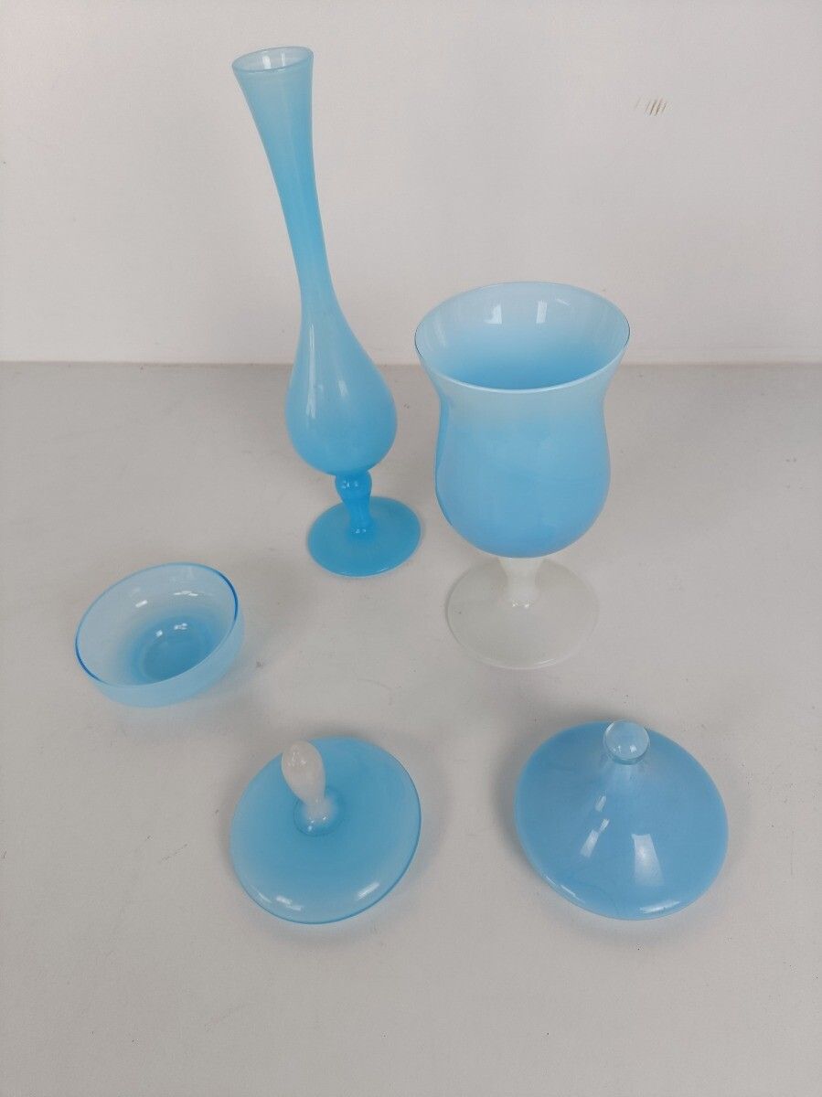 Set Of 3 Azzuro Baby Blue Art Glass Pieces Vase Apothecary Jar Jewelry Trinket B photo furniture