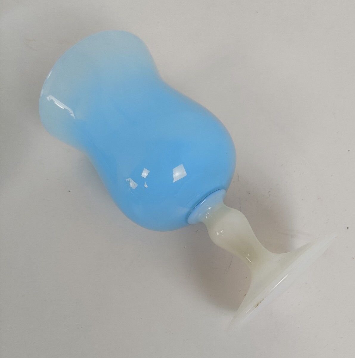 photo furniture Set Of 3 Azzuro Baby Blue Art Glass Pieces Vase Apothecary Jar Jewelry Trinket B