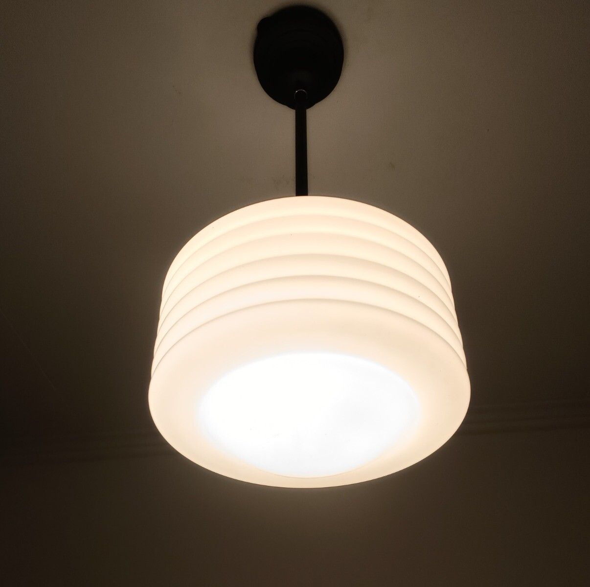 photo furniture Pendant Lantern Chandelier A Ceiling Light Skyscraper Milk Glass Opaline White A