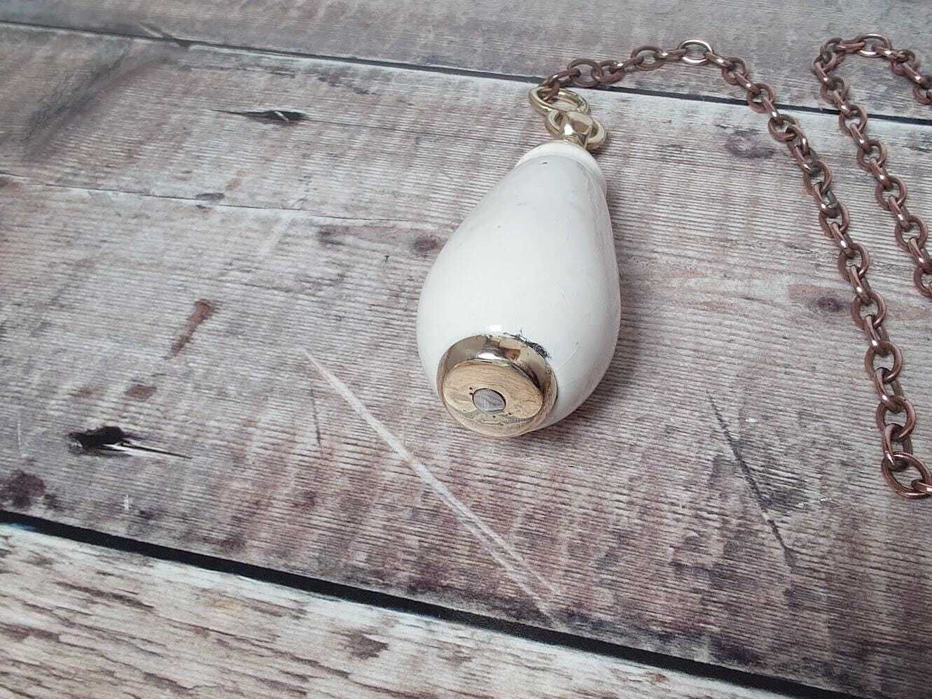 Vintage Ceramic Welsh Toilet Cistern Pull And Brass Chain, Vintage Toilet Flush Pull Chain, Ceramic Pull Handle, Welsh Ceramic Light Pull photo vintage
