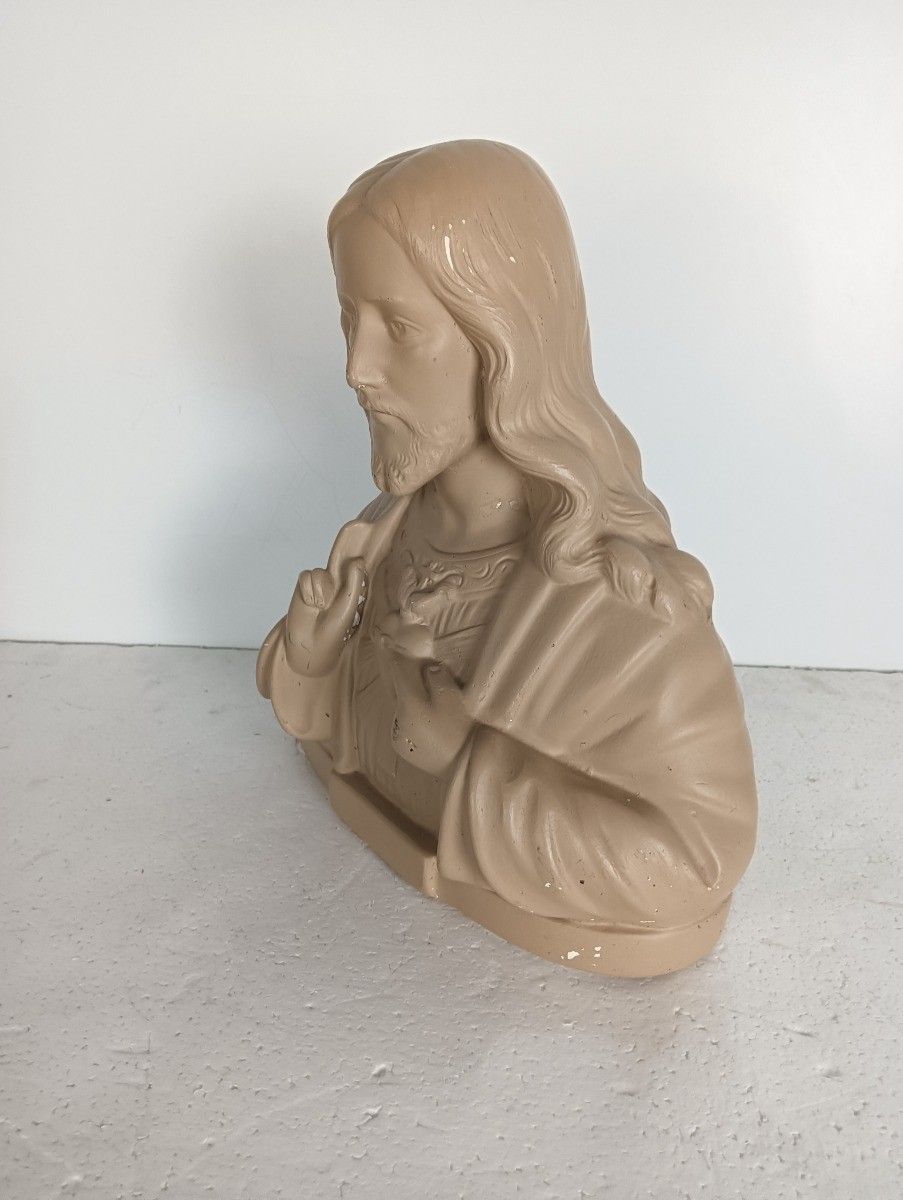 Art Deco Plaster Bust Jesus Christ Saviour Holy Heart Plaster Marked Arnova photo furniture