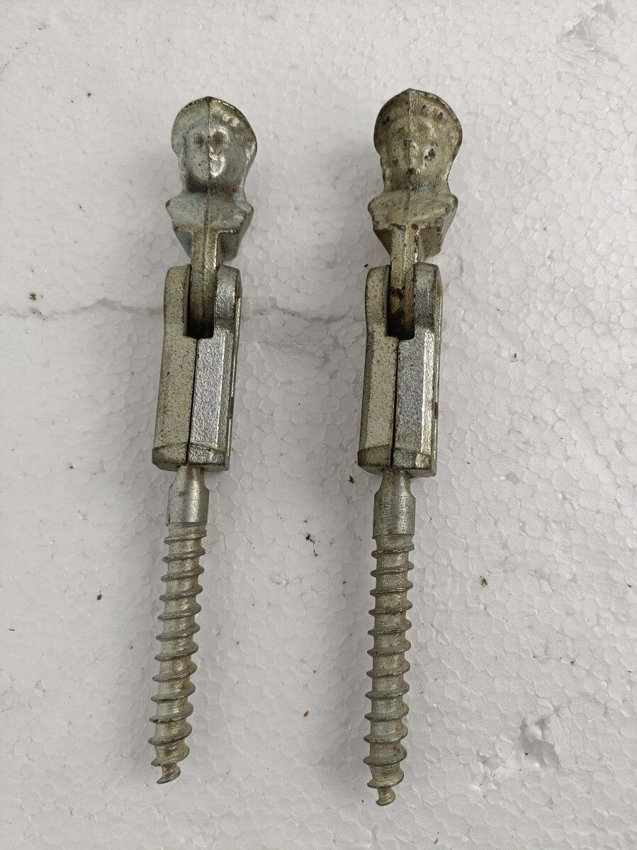 Pair Antique Cast Iron Window Shutters Stoppers Figurines Bonhommes French Authe photo vinterior