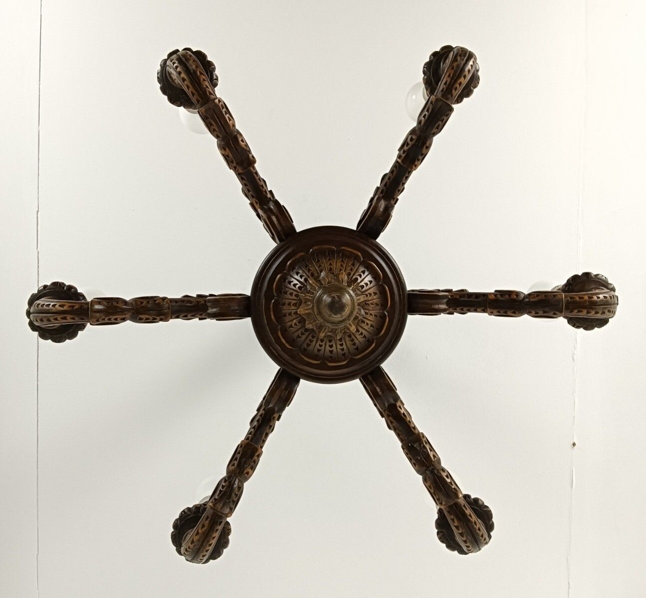 Carved Wood Wooden Chandelier Vintage Gorgeous Ornate 6 Lights Arm Farmhouse Sty photo for sale