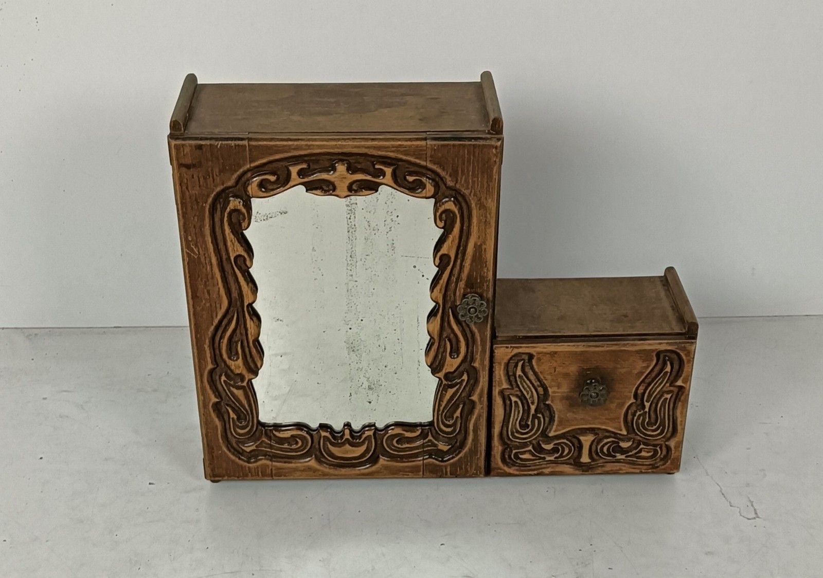 Antique Art Deco Wall Hanging Medicine Apothecary Pharmacy Cabinet Shaving Cabin photo Furniture