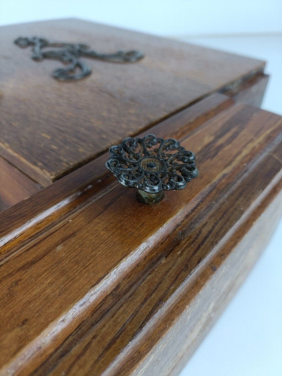 Art Deco Antique Medicine Apothecary Cabinet Wall Hanging Bathroom Shaving Cabin photo vintage