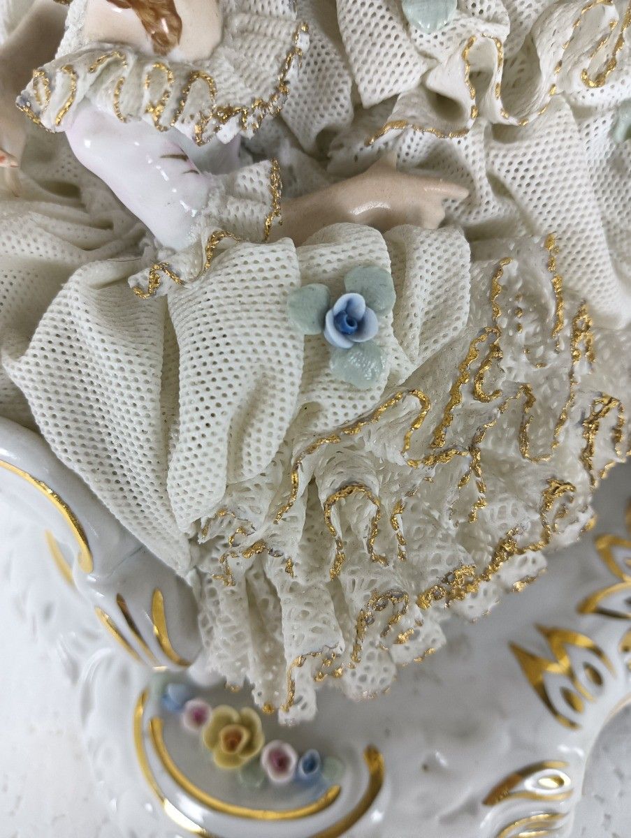 Large Statue Figurine Porcelain Marked Dresden Germany Lace Lady With Children V photo 244.0