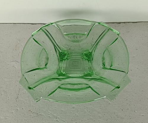 Gorgeous Art Deco Antique Art Depression Glass Green Serving Dish Bowl Centerpie photo buy