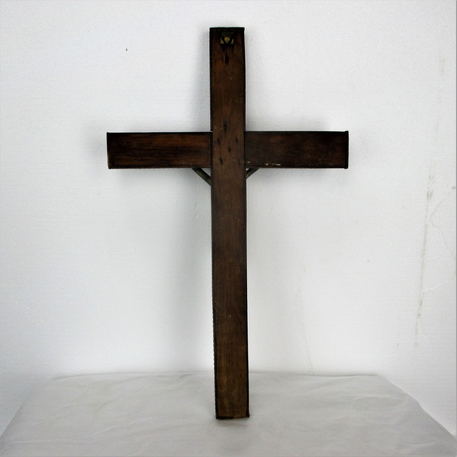 photo furniture Large Tramp Trench Tramp Folk Art Hanging Hand Carved Wooden Crucifix Spelter