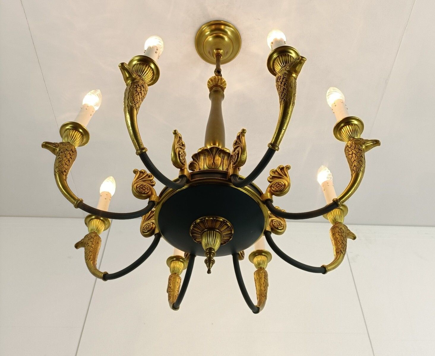 photo furniture Bronze Doré Brass Antique Art Nouveau Empire Chandelier France 8 Lights Gorgeou