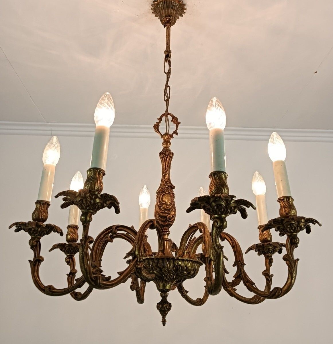 Ornate Bronze Doré Chandelier Vintage Rococo Style 8 Lights Arm Beautiful photo furniture
