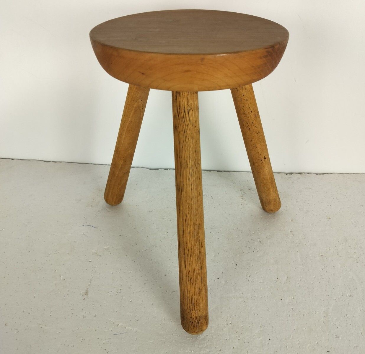Small Vintage Milking Stool Pedestal Plant Stand Side Table Farmhouse Barn Style photo buy