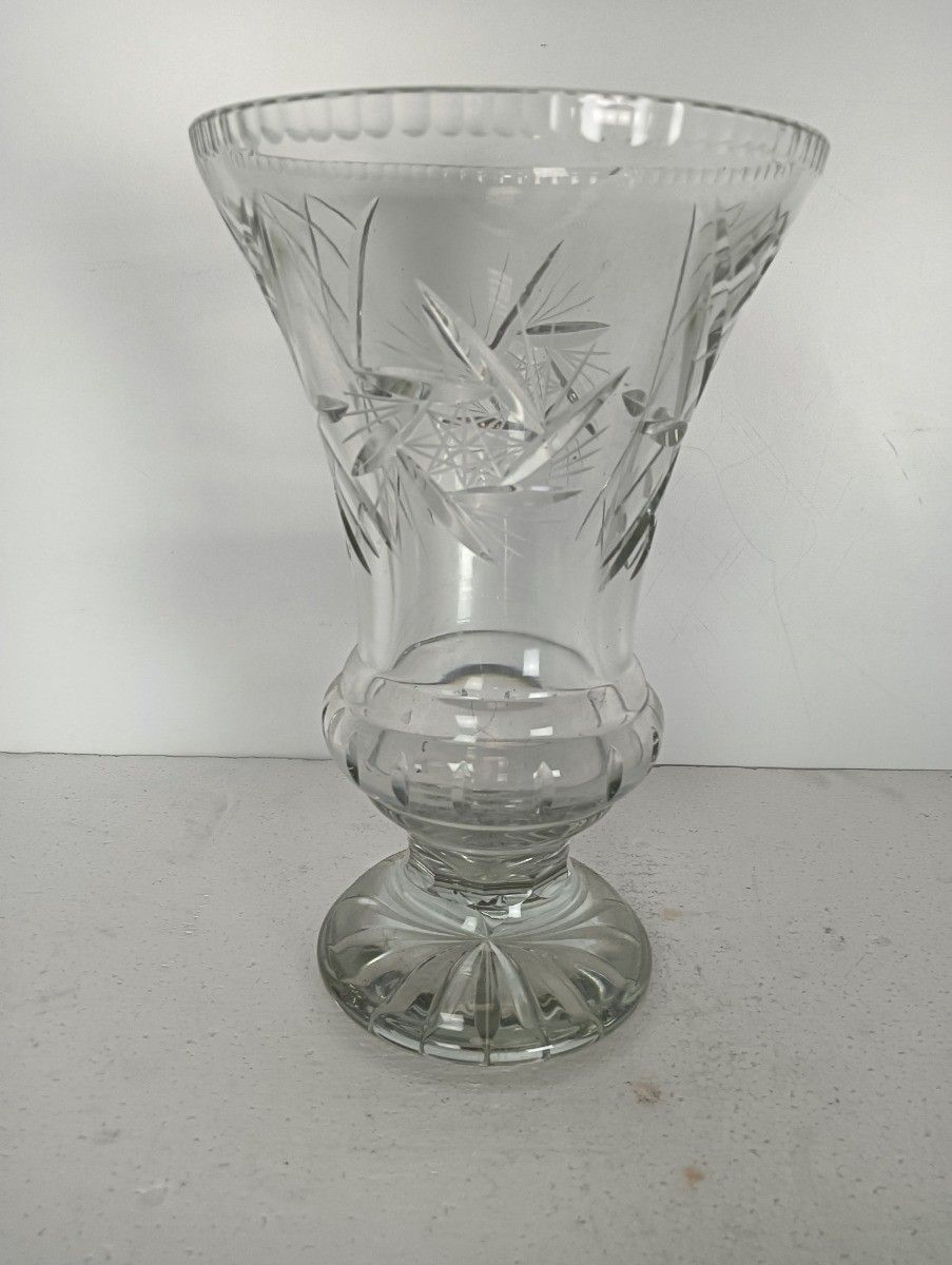 Large Vintage Beautiful Cut To Clear Etched Glass Vase photo furniture