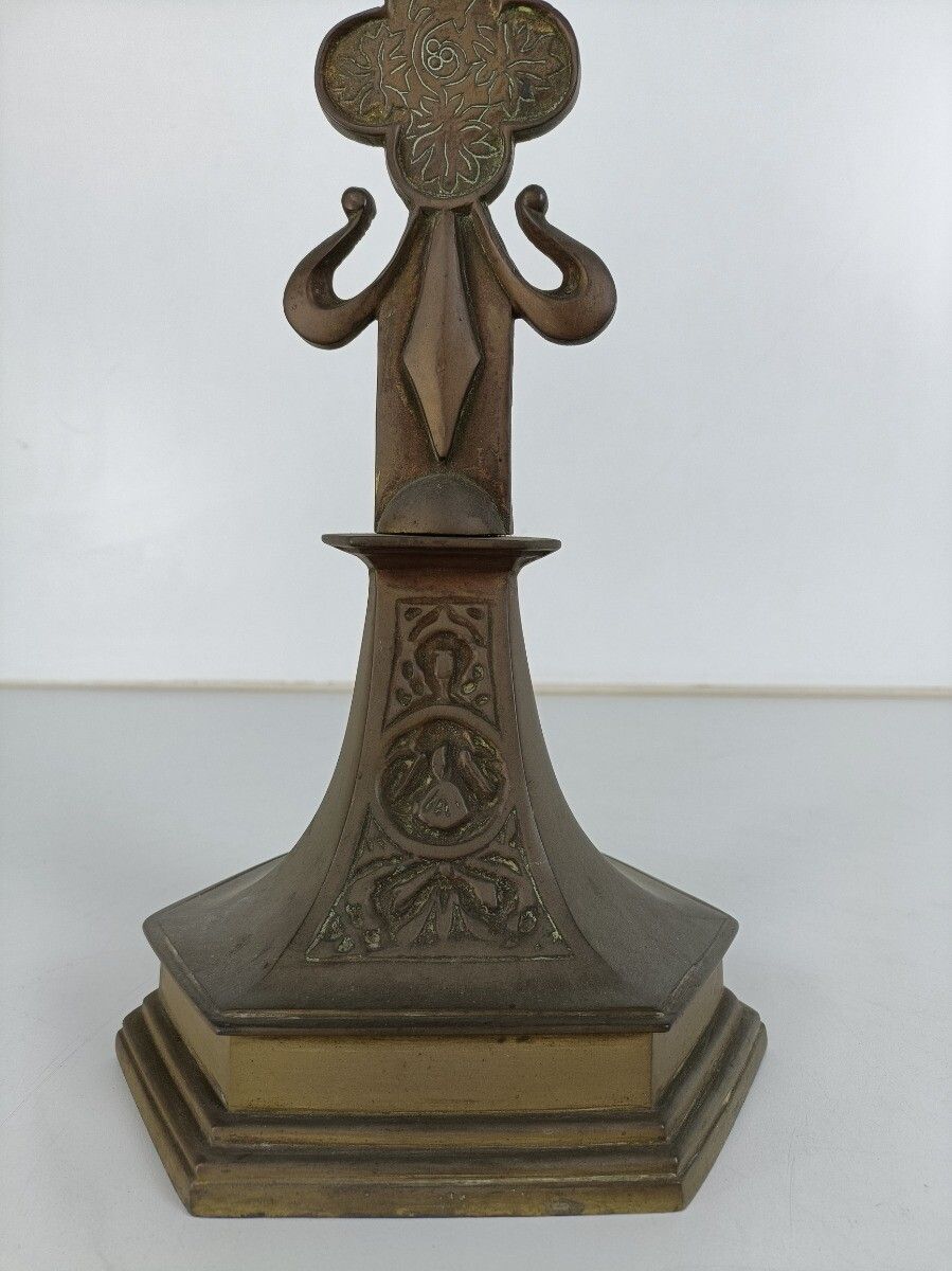 Standing Table Altar Crucifix Cross Ornate Brass Jesus Christ French Fleur De Li photo vinterior