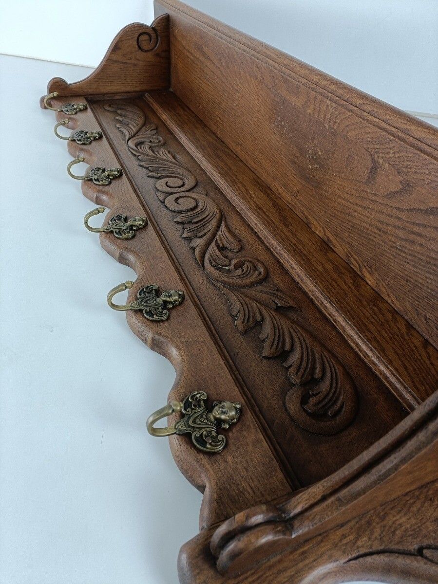photo furniture Antique Carved Wood Coat Kitchen Hat Rack Hand Carved Wood Oack Angel Hooks