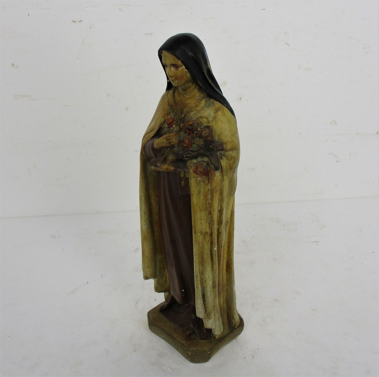 Vintage Statue Plaster St Saint Therese Lisieux Little Flower Of Jesus Chapel Ch photo vinterior