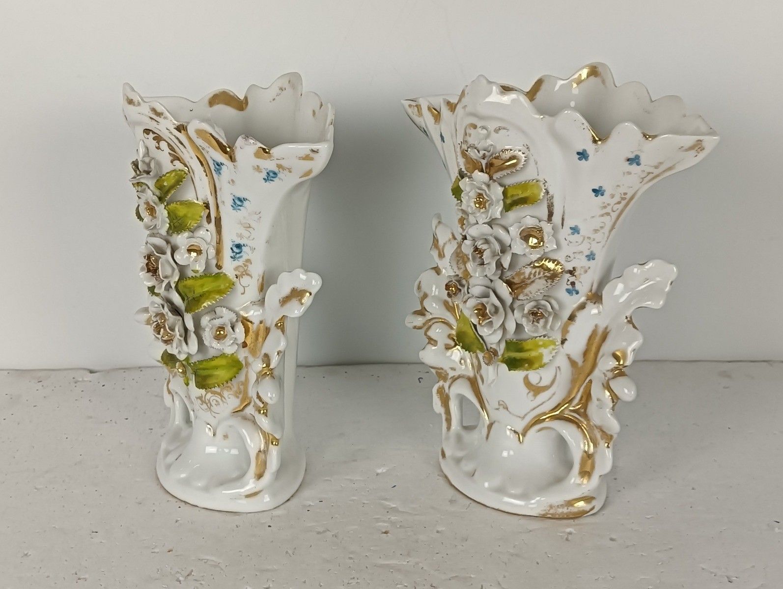 Couple Antique Vieux Paris Porcelain Fan Flair Bridal Vases Flower Bouquet Frenc photo for sale