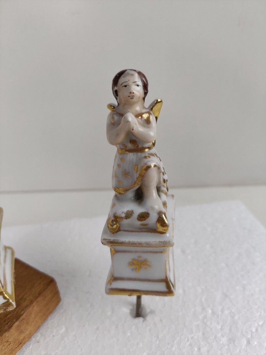 Vieux Paris Porcelain Antique White Gold Gilded Angels Statues Figurines Pair photo furniture