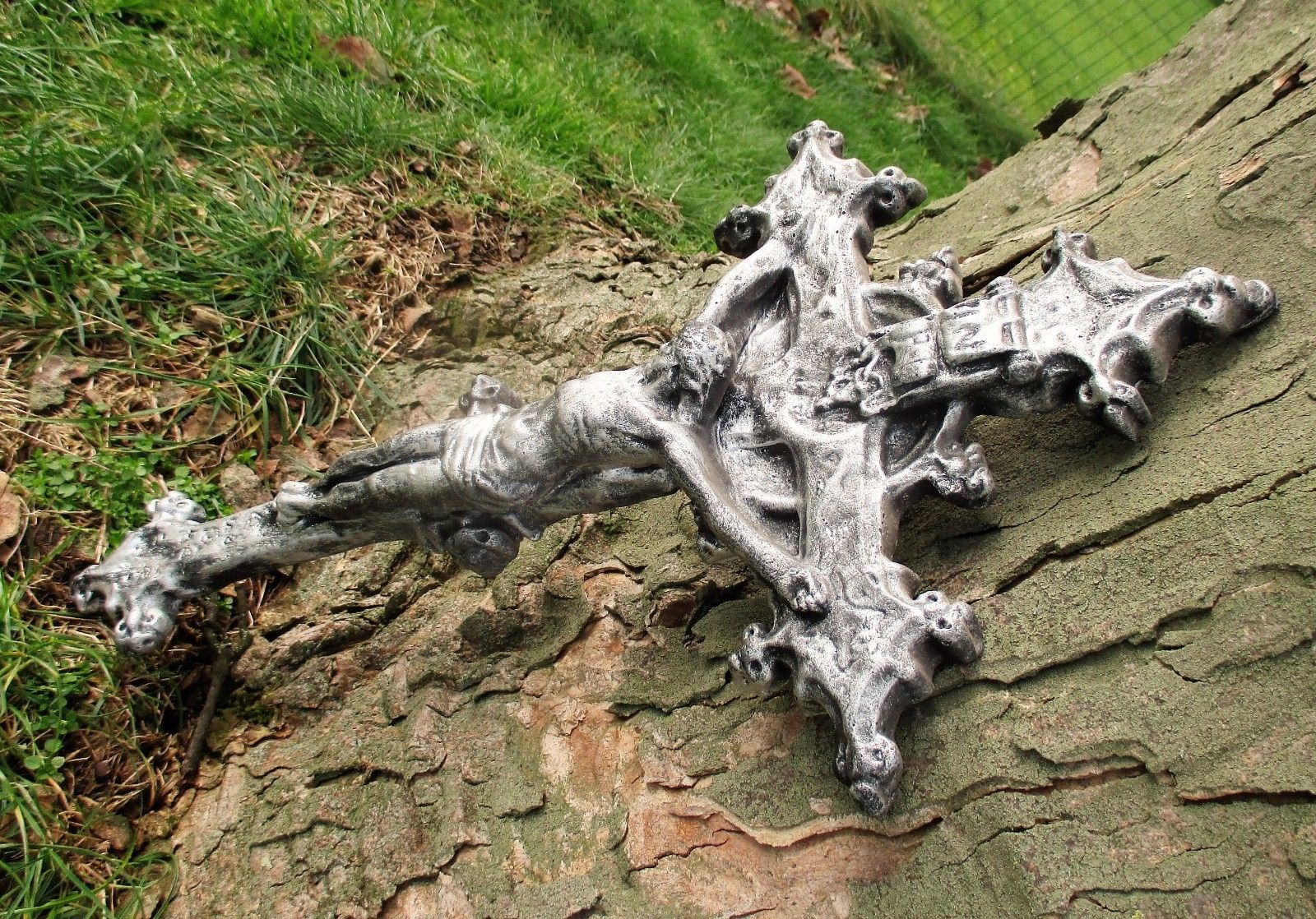 Large Completely Plaster Hanging Crucifix Cross Jesus Christ  Silver  21.46" photo Art