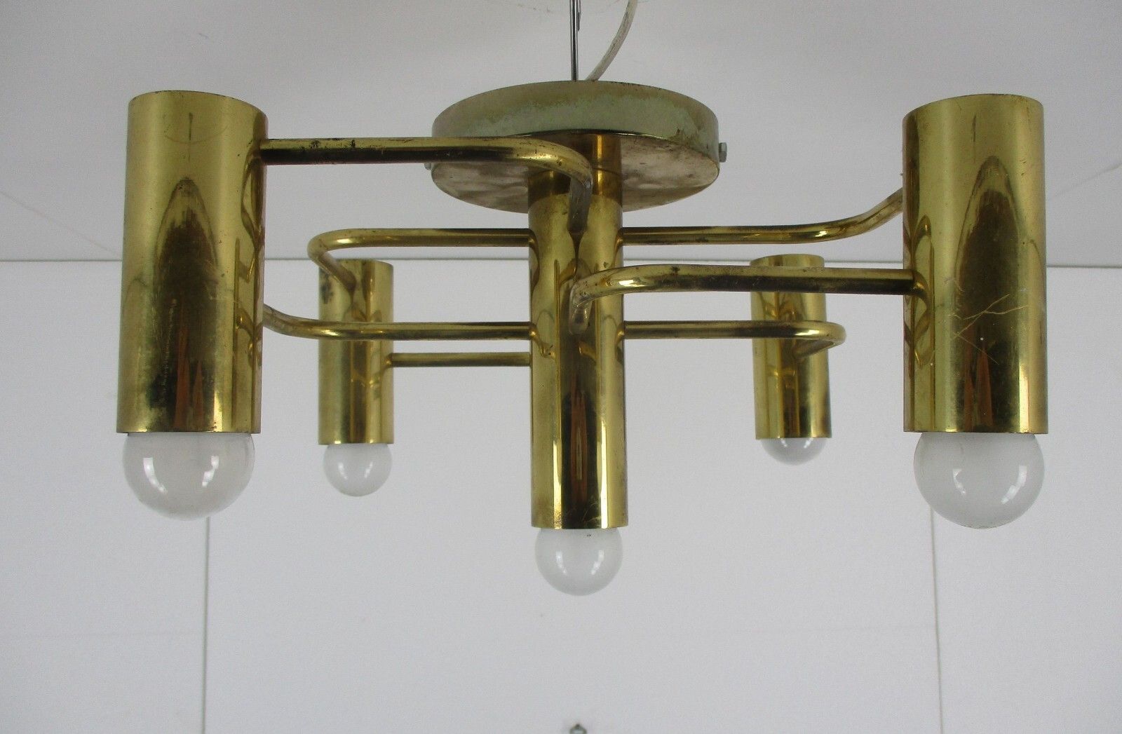 photo furniture Mid Century Modern 1960s Gold Metal Chandelier 5 Lights Boulanger Sciolari