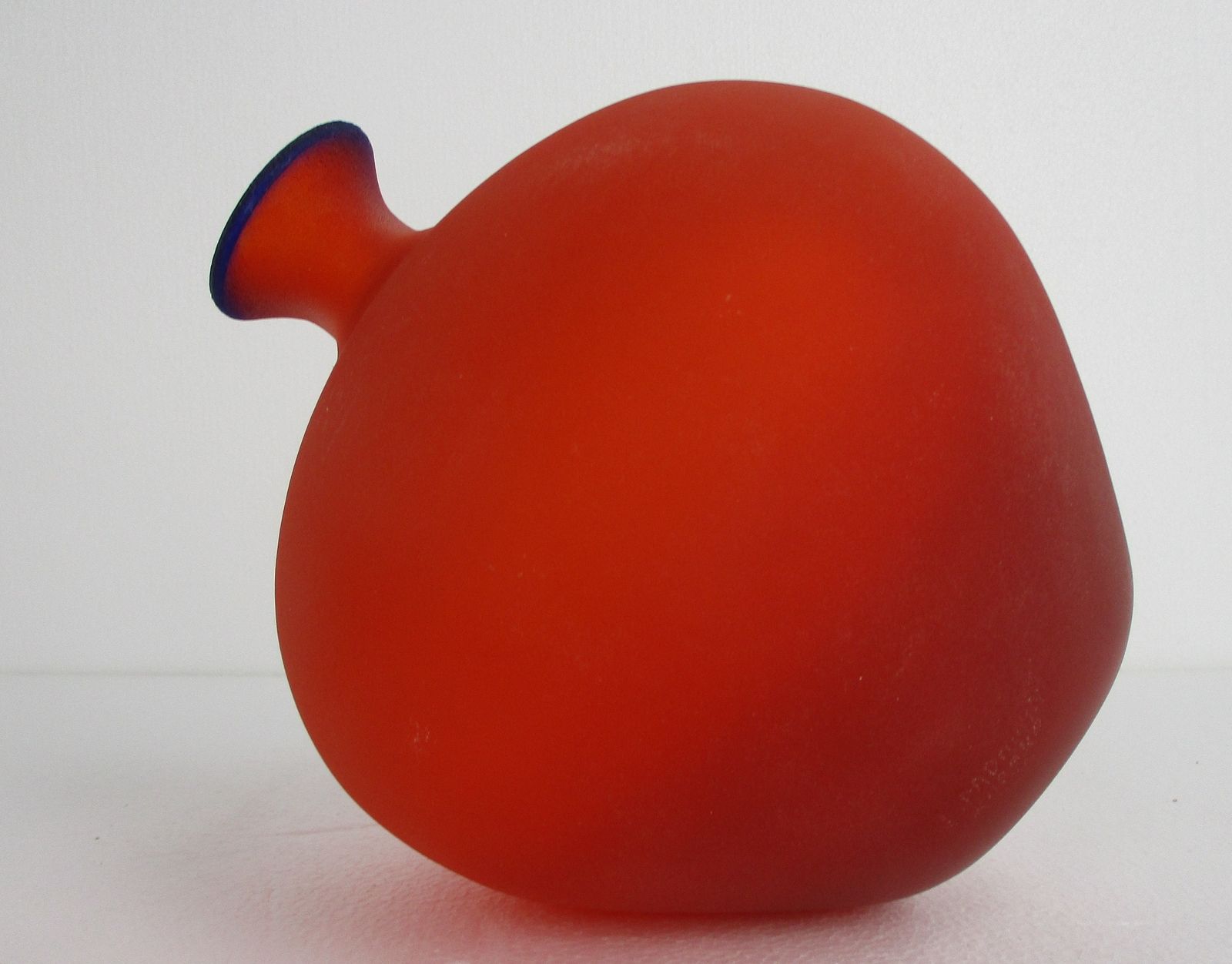 Linea Padovan Marked Vintage Venice  Art Glass Italian Murano Vase Red photo furniture