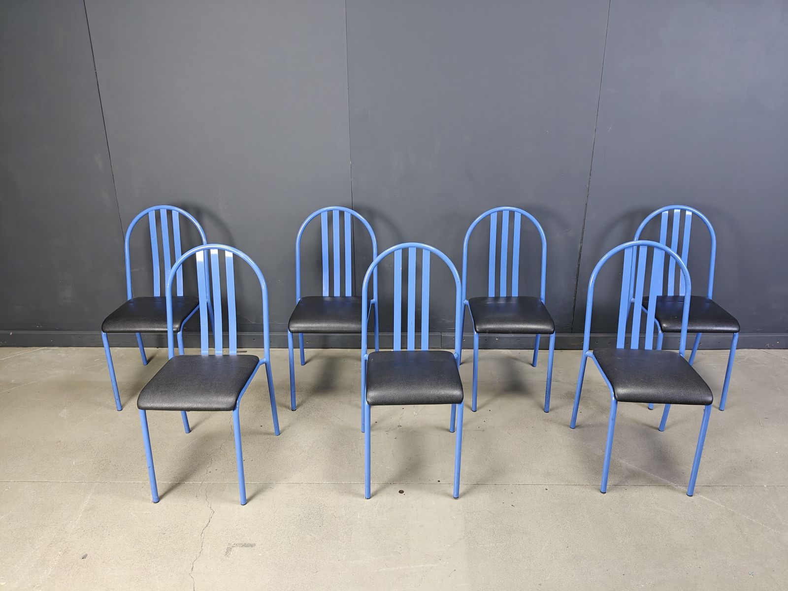 Set Of Nr 222 Chairs By Robert Mallet Stevens, 1980s, Set Of 7 photo buy